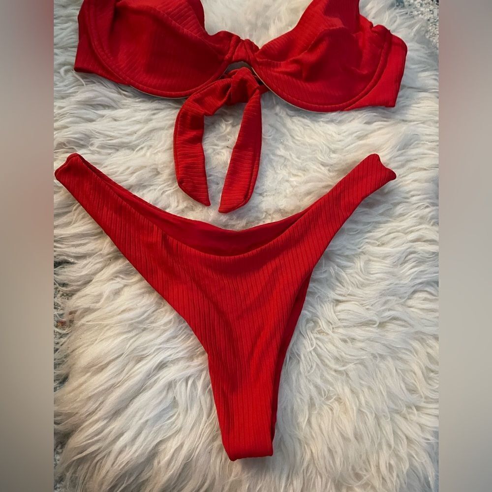 Poema Swim Red Ribbed Bikini Set L/S - Picture 3 of 7